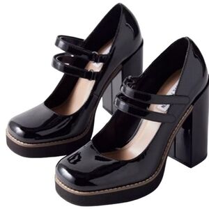 Steve Madden Women's Twice Platform MaryJane Pump